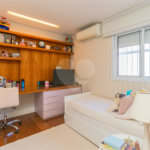 Apartamento à venda com 3 suítes em Alto da Boa Vista, São Paulo, SP