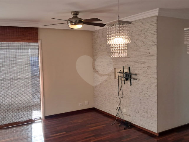 Apartamento à venda com 4 quartos, sendo 2 suítes,  em Jardim Marajoara, São Paulo, SP