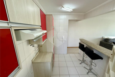 Apartamento à venda com 3 quartos, sendo 1 suíte,  em Baeta Neves, São Bernardo do Campo, SP
