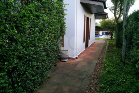 Casa à venda com 3 suítes em Interlagos, São Paulo, SP