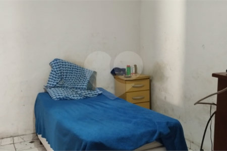 Casa à venda com 3 quartos em Parada Inglesa, São Paulo, SP