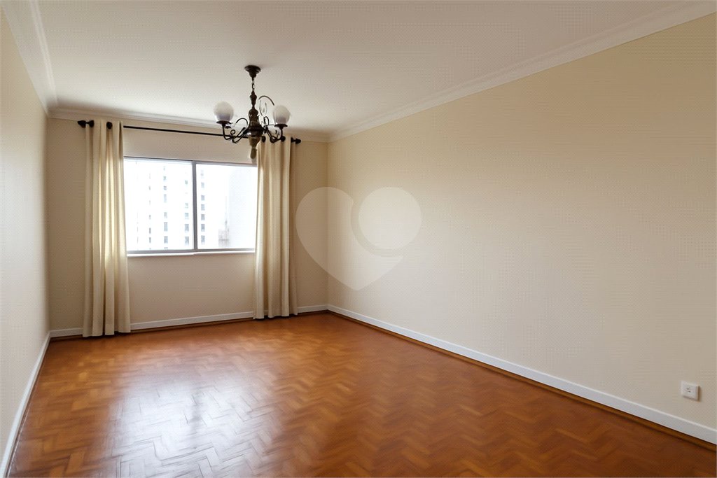 Apartamento à venda com 3 quartos, sendo 1 suíte,  em Alto da Lapa, São Paulo, SP
