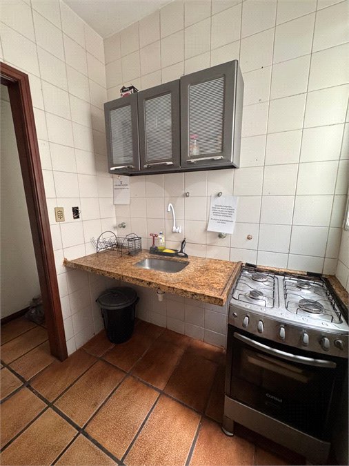 Apartamento à venda com 3 quartos, sendo 1 suíte,  em Vila Nova, Cabo Frio, RJ