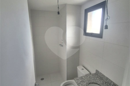 Apartamento à venda com 3 quartos, sendo 1 suíte, em Vila Anastácio, São Paulo, SP