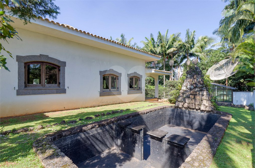 Casa à venda com 5 suítes no condomínio Chácara Flora, São Paulo - SP