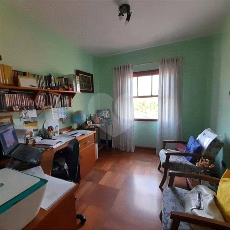 Casa à venda com 3 quartos, sendo 1 suíte, em Jardim Pinheiros, São Paulo, SP