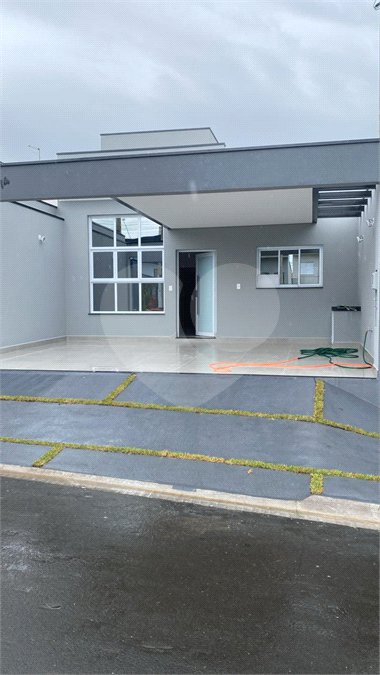 Casa Térrea à venda com 3 quartos, sendo 1 suíte,  em Jardim Sevilha, Indaiatuba, SP