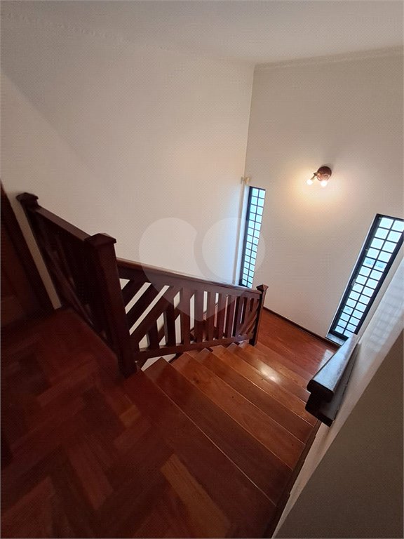Sobrado à venda com 3 suítes em Nossa Senhora Aparecida, Paulínia, SP
