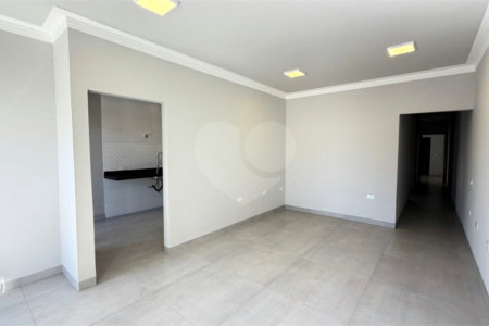Casa à venda com 3 quartos, sendo 1 suíte, em Ipê, Três Lagoas, MS