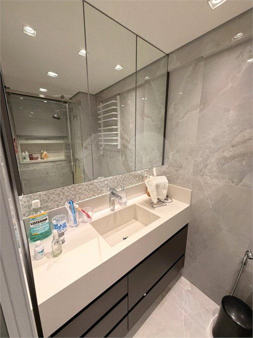 Apartamento à venda com 3 quartos, sendo 1 suíte,  em Granja Julieta, São Paulo, SP