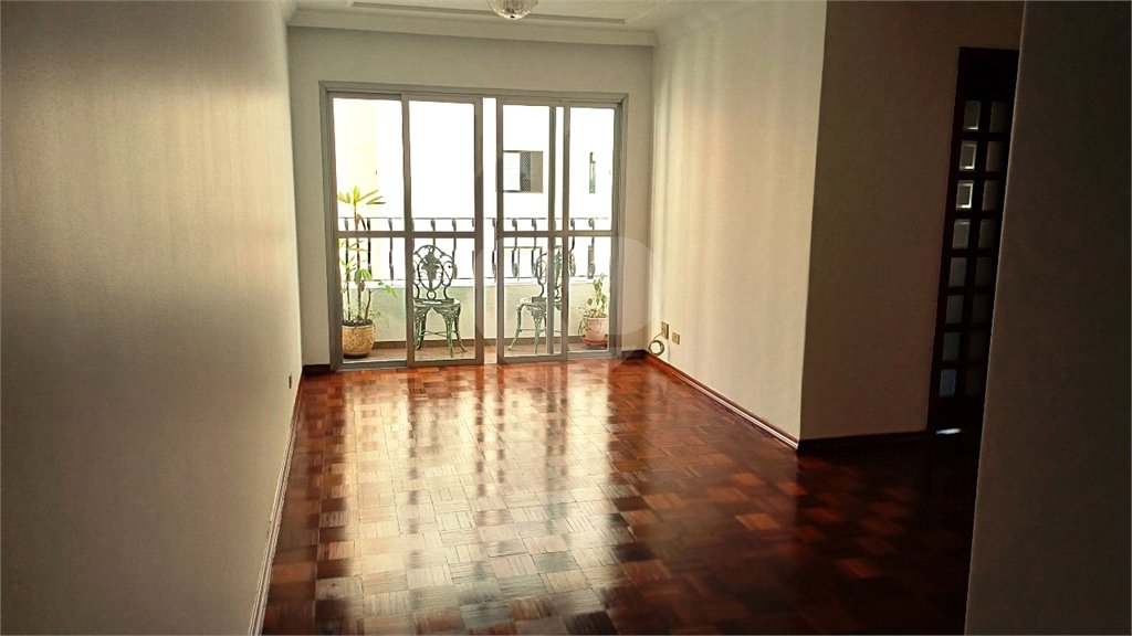 Apartamento à venda com 2 suítes em Moema, São Paulo, SP