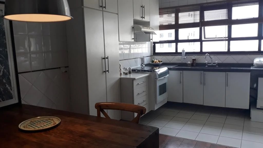 Apartamento à venda com 3 suítes em Vila Suzana, São Paulo, SP