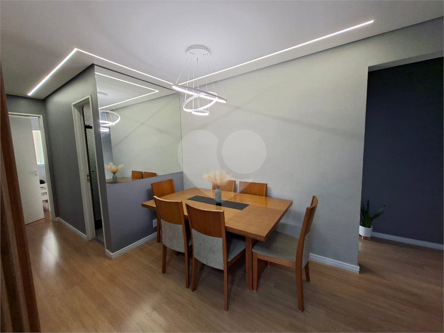 Apartamento à venda com 3 quartos, sendo 1 suíte,  em Jardim das Vertentes, São Paulo, SP
