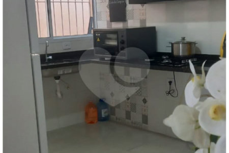Casa à venda com 3 quartos em Jardim Jamaica, Itanhaém, SP