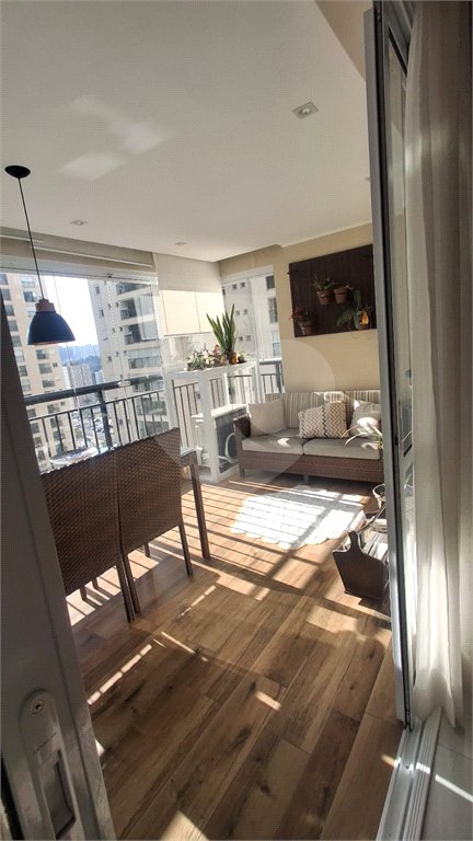 Apartamento à venda com 4 quartos, sendo 2 suítes,  em Jardim Flor da Montanha, Guarulhos, SP