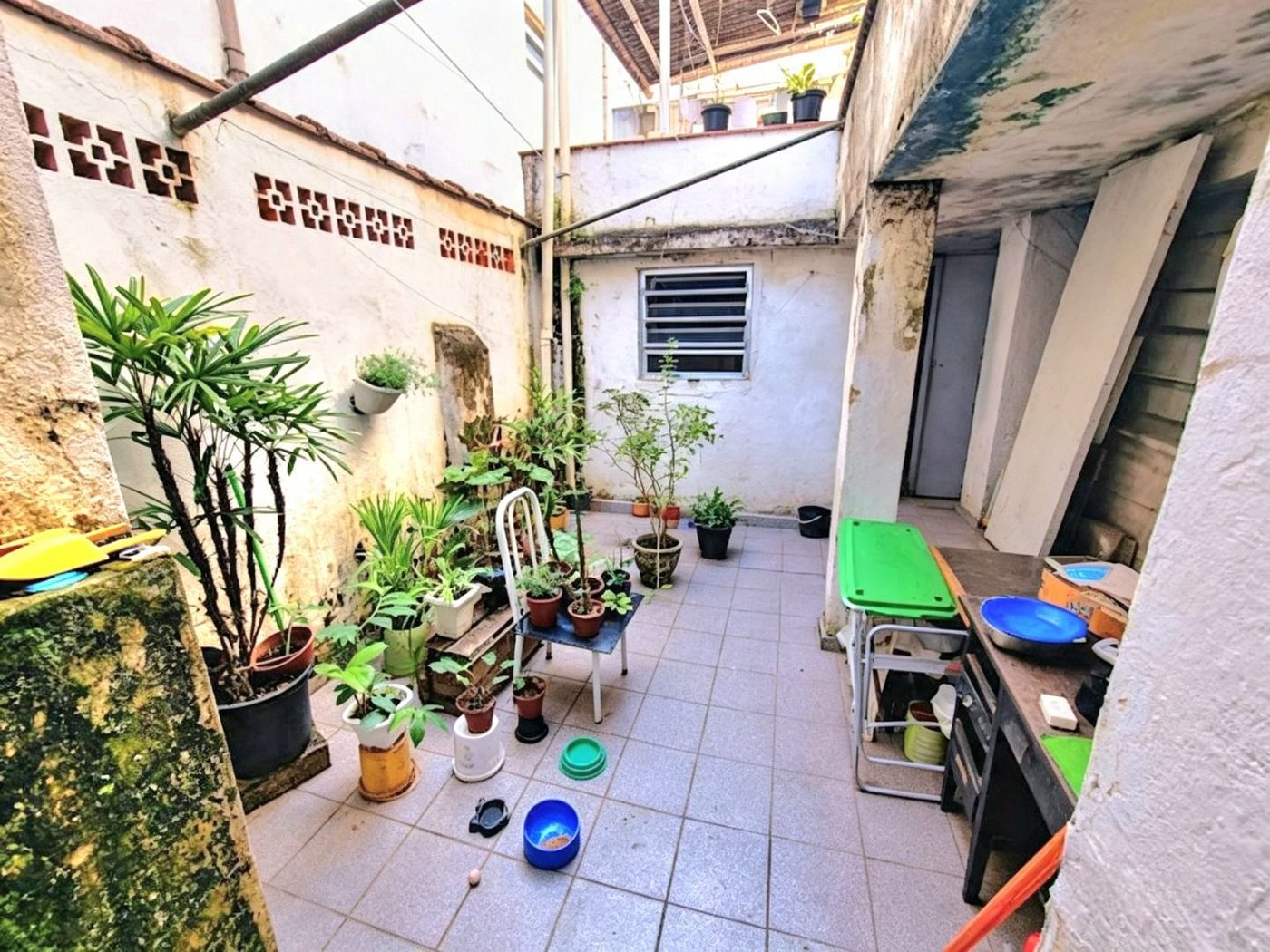 Casa com 3 dormitórios à venda, 119 m² por R$ 689.000,00 - Pompéia - Santos/SP