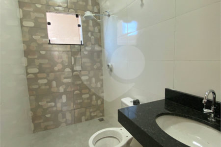 Casa à venda com 2 quartos, sendo 1 suíte,  em Ipê, Três Lagoas, MS