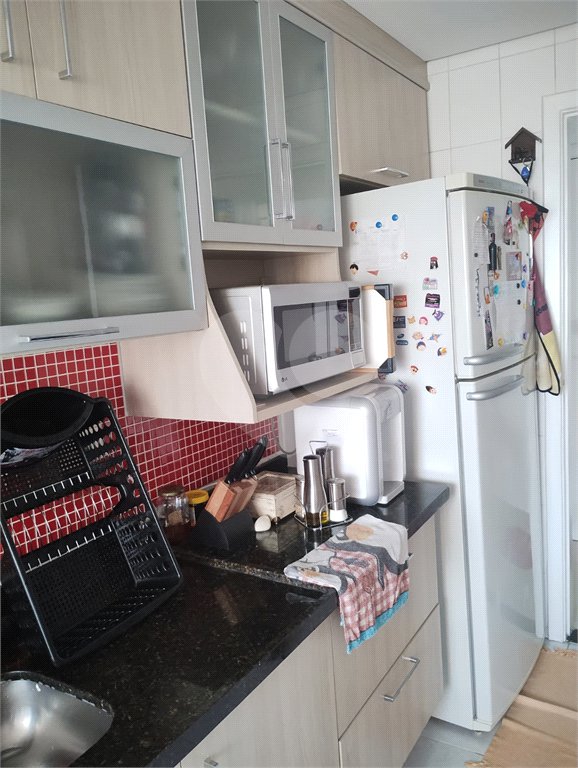 Apartamento à venda com 3 quartos, sendo 1 suíte,  em Jardim Ester Yolanda, São Paulo, SP