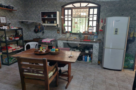 Casa à venda com 2 quartos, sendo 1 suíte,  em Vila Muriqui, Mangaratiba, RJ