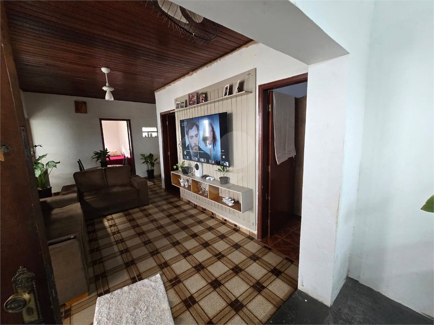 Casa à venda com 3 quartos, sendo 1 suíte, em Vila Maciel, Itapetininga, SP