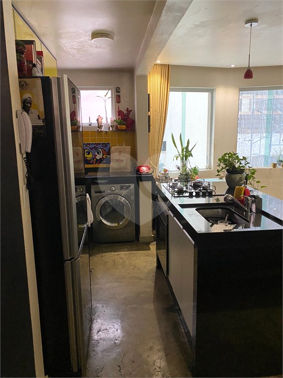 Apartamento à venda com 1 suíte em República, São Paulo, SP