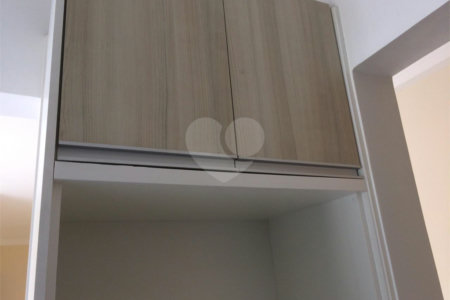 Apartamento à venda com 3 quartos, sendo 1 suíte, em Parque Morumbi, Votorantim, SP
