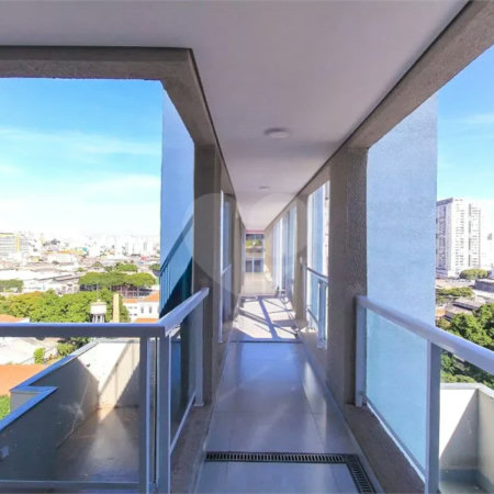 Apartamento com 35 m² 1 dormitório com Garden na Mooca.