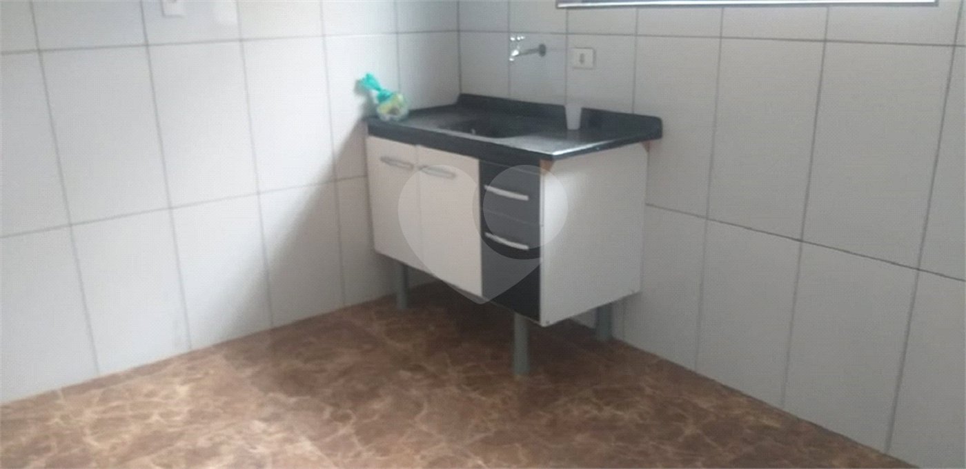 Sobrado à venda com 2 quartos em Sumarezinho, São Paulo, SP