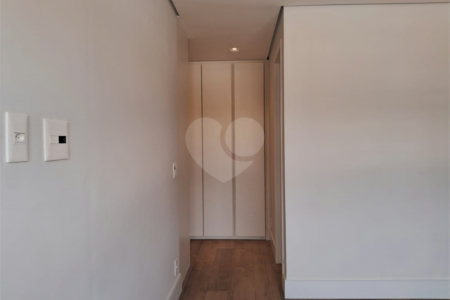 Apartamento à venda com 2 suítes em Bela Aliança, São Paulo, SP