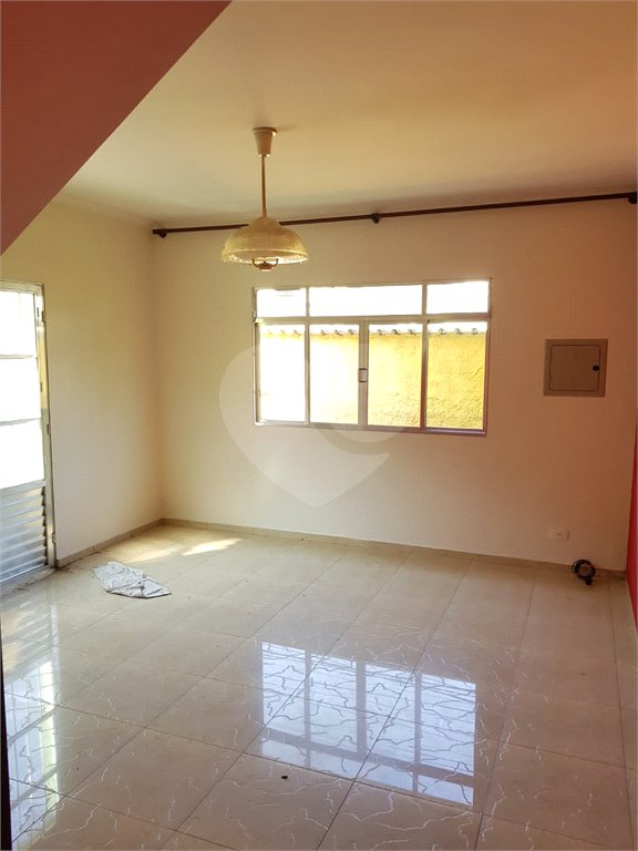 Casa Térrea à venda com 2 quartos, sendo 1 suíte,  em Parada Inglesa, São Paulo, SP