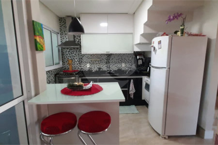 Casa à venda com 3 quartos, sendo 1 suíte,  no condomínio Liberty, Mogi das Cruzes - SP