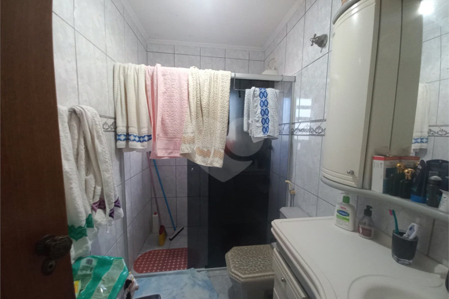 Sobrado à venda com 3 quartos em Vila Paiva, São Paulo, SP