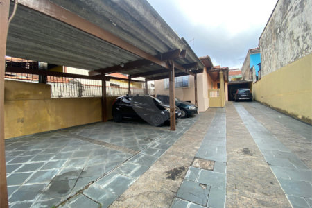 Terreno à venda com 3 quartos, sendo 1 suíte, em Vila Nivi, São Paulo, SP