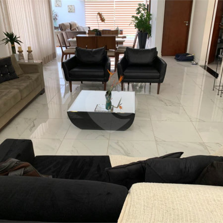 Casa à venda com 2 suítes em Condomínio Loteamento Quadra dos Príncipes, Atibaia, SP