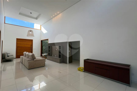 Casa à venda com 3 suítes no condomínio Vivendas do Lago, Sorocaba - SP