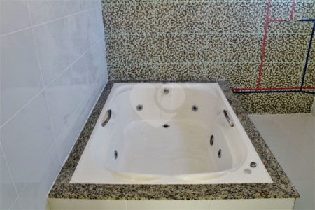 Casa à venda com 5 suítes em Loteamento Loanda, Atibaia, SP