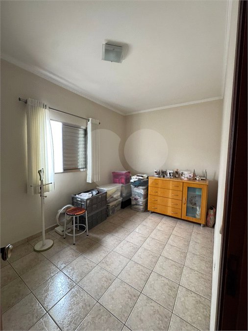 Casa à venda com 3 quartos, sendo 1 suíte, em Vila Constança, São Paulo, SP