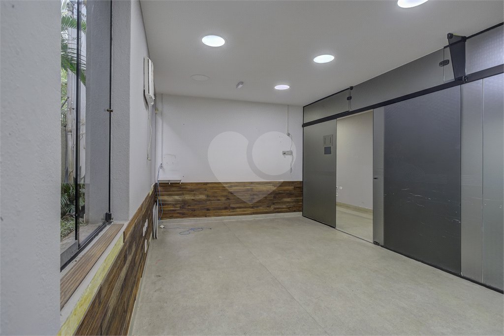 Sobrado à venda ou para alugar com 1 quarto em Chácara Santo Antônio (zona Sul), São Paulo, SP