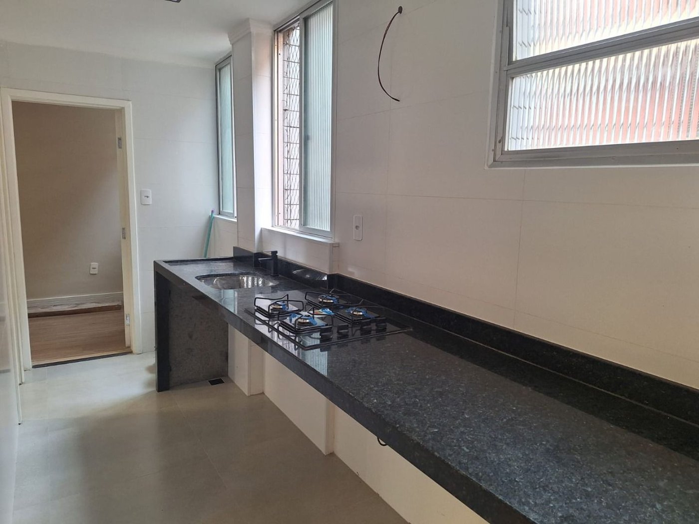 Apartamento Prédio Frente Mar em Santos | 3 Dormitórios à Venda
