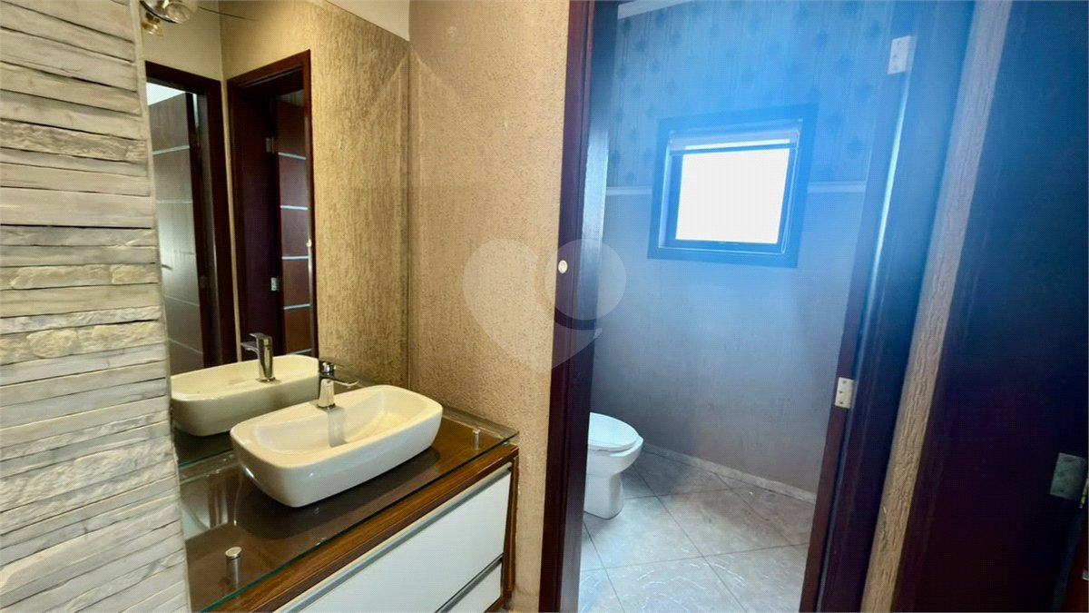 Casa à venda com 4 suítes no condomínio Parque Village Castelo, Itu - SP
