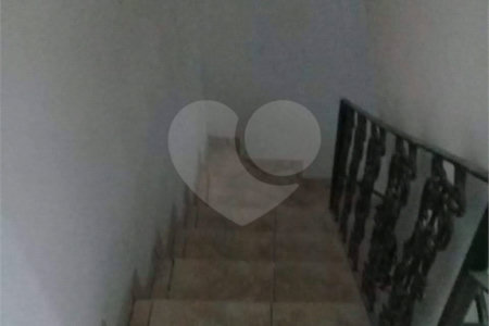 Sobrado à venda com 2 quartos, sendo 1 suíte, em Vila Urupês, Suzano, SP