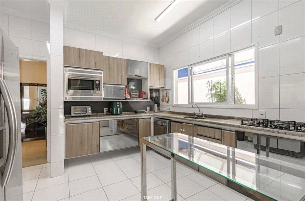 Casa à venda com 3 suítes no condomínio Villagio DI Verona, Vinhedo - SP