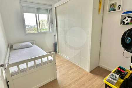 Apartamento à venda com 3 quartos, sendo 1 suíte,  em Vila Andrade, São Paulo, SP