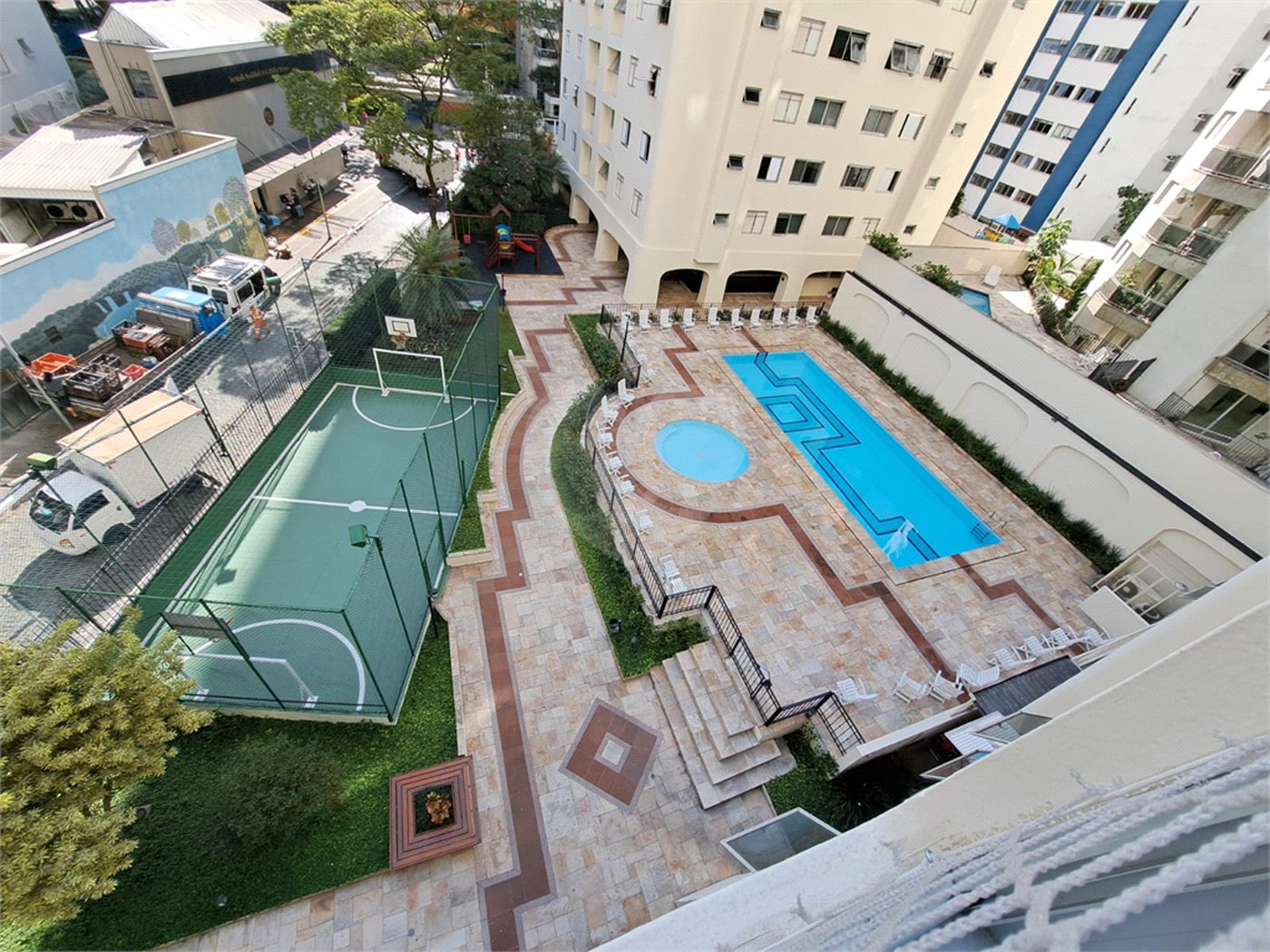 Apartamento à venda com 3 quartos, sendo 1 suíte, em Vila Uberabinha, São Paulo, SP