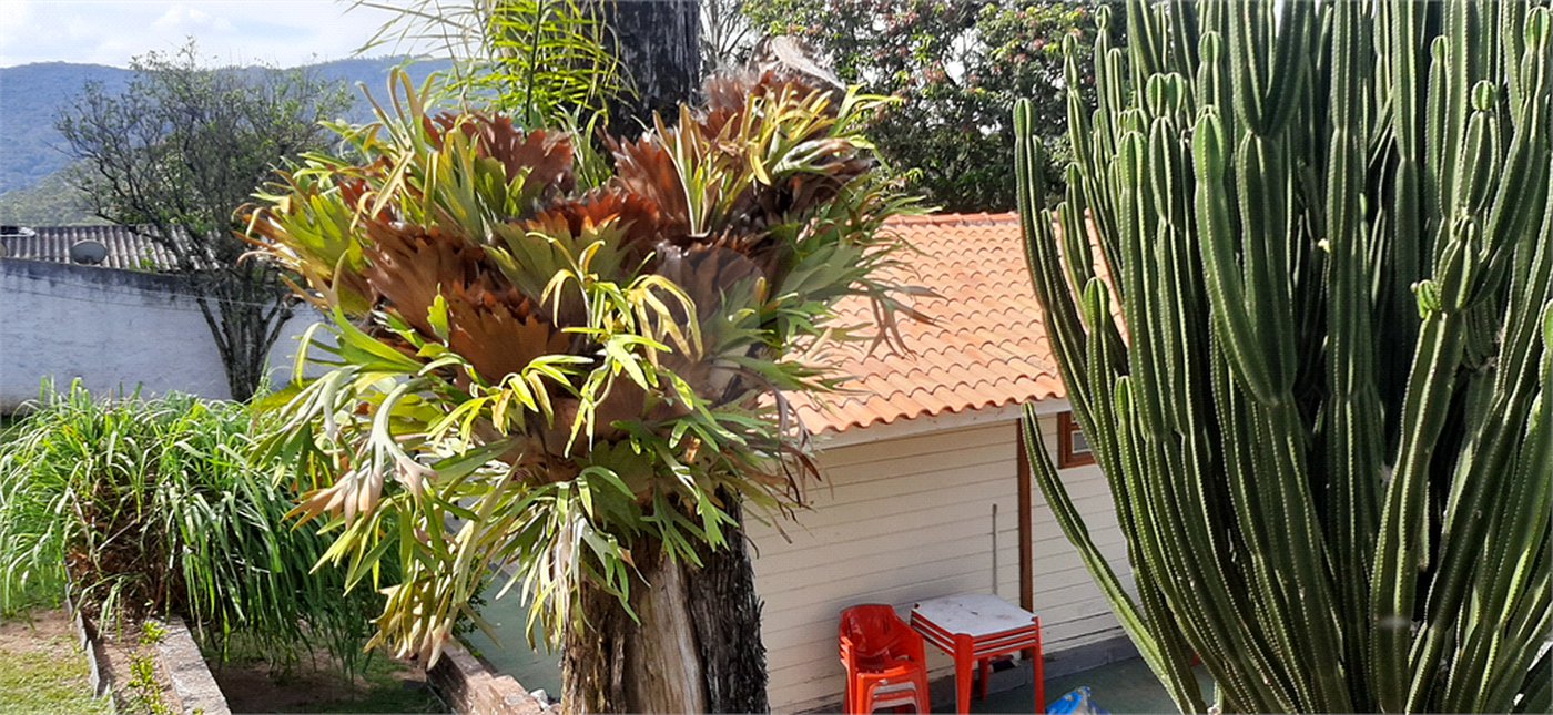 Casa Térrea à venda com 3 quartos, sendo 1 suíte,  em Serra da Cantareira, Mairiporã, SP