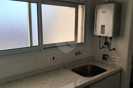 Apartamento para alugar com 3 quartos, sendo 2 suítes, em Jardim Marajoara, São Paulo, SP