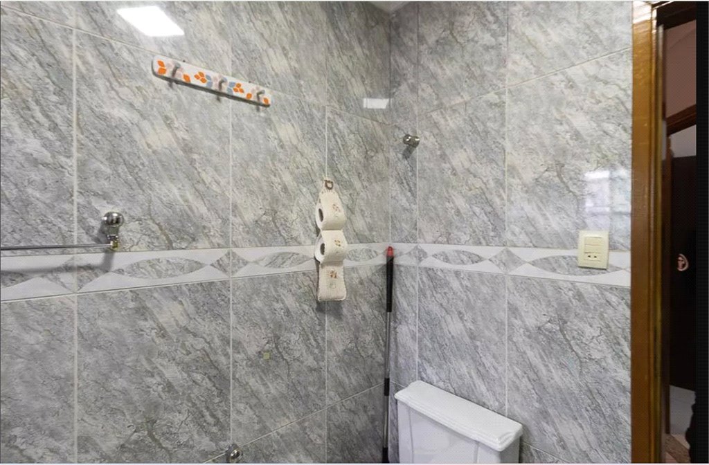 Casa à venda com 5 quartos, sendo 4 suítes, em Vila Maria Alta, São Paulo, SP