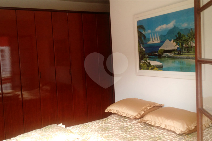 Casa à venda com 3 quartos, sendo 1 suíte, em Horto, São Paulo, SP