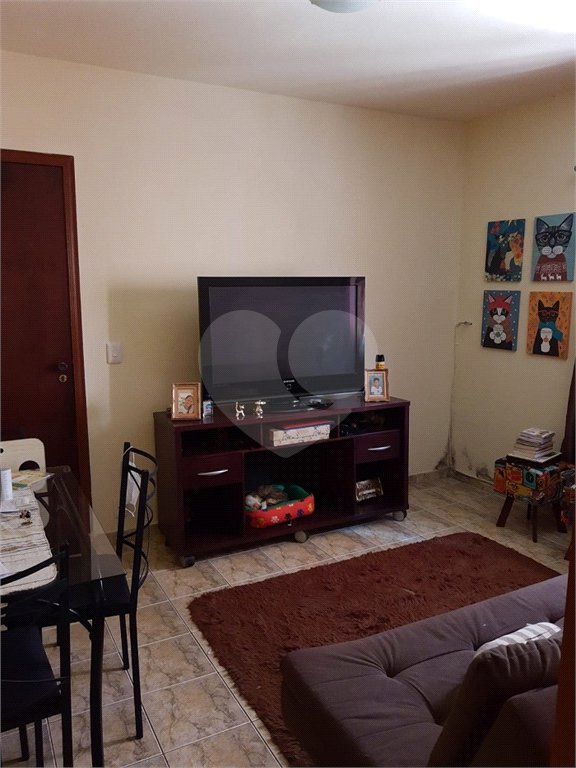 Casa à venda com 4 quartos, sendo 1 suíte, em Jardim das Palmas, São Paulo, SP