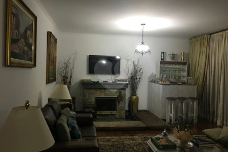 Casa à venda com 5 quartos, sendo 4 suítes,  em Vila Tramontano, São Paulo, SP